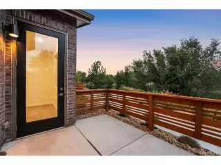 Photo #6: 4564297 Listing