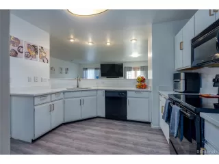 Photo #4: 4565431 Listing 