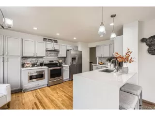 Photo #6: 4565523 Listing 