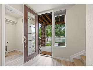 Photo #5: 4566179 Listing 