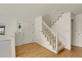 Photo #3: 4566237 Listing