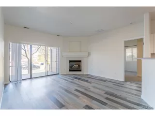 Photo #2: 4566586 Listing 