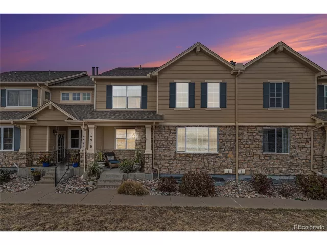 MLS: 4572136 Condo For Sale