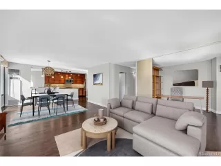 Photo #2: 4572882 Listing