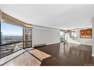 Photo #4: 4572882 Listing