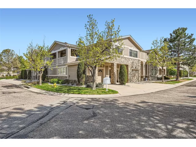 MLS: 4574531 Condo For Sale