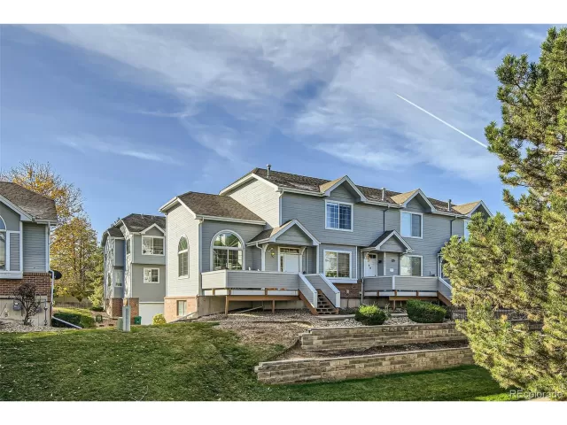 MLS: 4576983 Condo For Sale