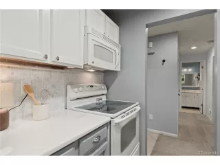 Photo #3: 4577345 Listing