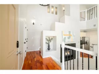 Photo #2: 4583625 Listing 