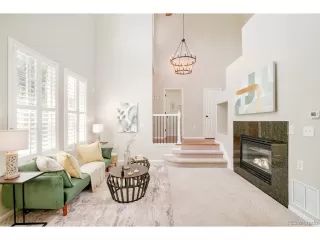 Photo #5: 4583625 Listing 