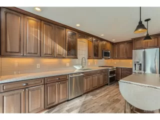 Photo #2: 4585849 Listing 