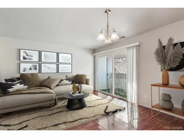 MLS: 4586243 Condo For Sale