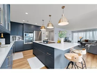 Photo #3: 4589275 Listing