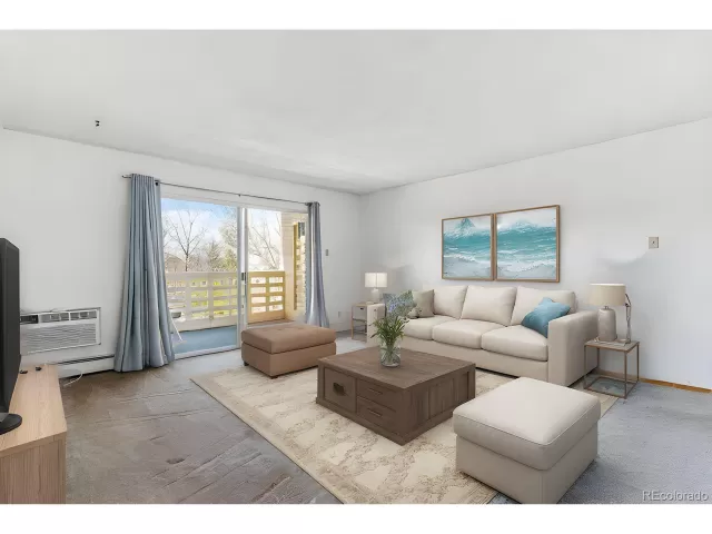 MLS: 4589463 Condo For Sale