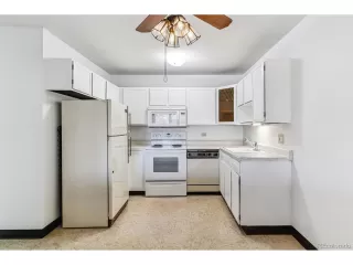 Photo #2: 4589463 Listing 