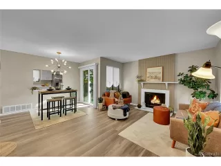 Photo #2: 4593326 Listing 
