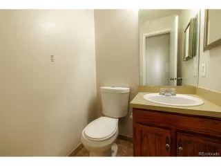 Photo #5: 4593759 Listing