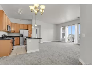 Photo #2: 4594258 Listing 