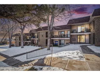 More Details about MLS # 4594438 : 4537 S LOWELL BLVD C DENVER CO 80236