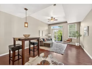 Photo #2: 4596045 Listing