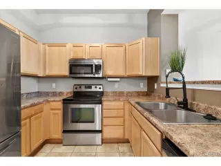 Photo #5: 4596045 Listing