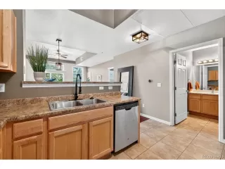 Photo #6: 4596045 Listing