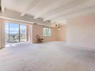 Photo #5: 4596062 Listing