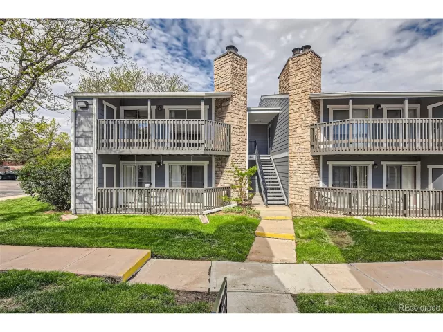 MLS: 4596245 Condo For Sale