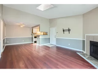 Photo #5: 4596245 Listing 