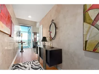 Photo #4: 4596654 Listing