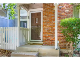 Photo #2: 4598563 Listing 