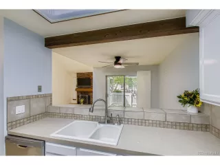 Photo #6: 4598563 Listing 
