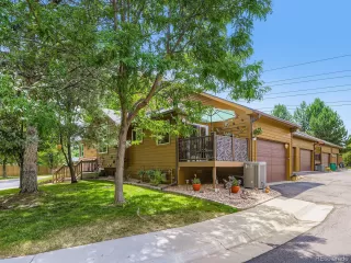 Photo #2: 4601893 Listing