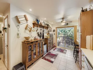 Photo #6: 4601893 Listing