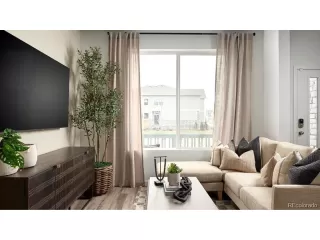 Photo #3: 4602914 Listing