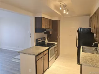 Photo #3: 4603268 Listing