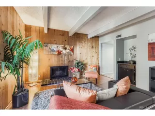 Photo #3: 4604456 Listing