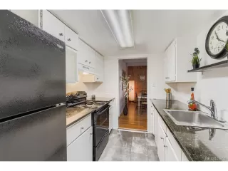 Photo #4: 4604456 Listing