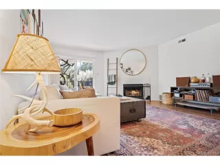 Photo #3: 4605713 Listing