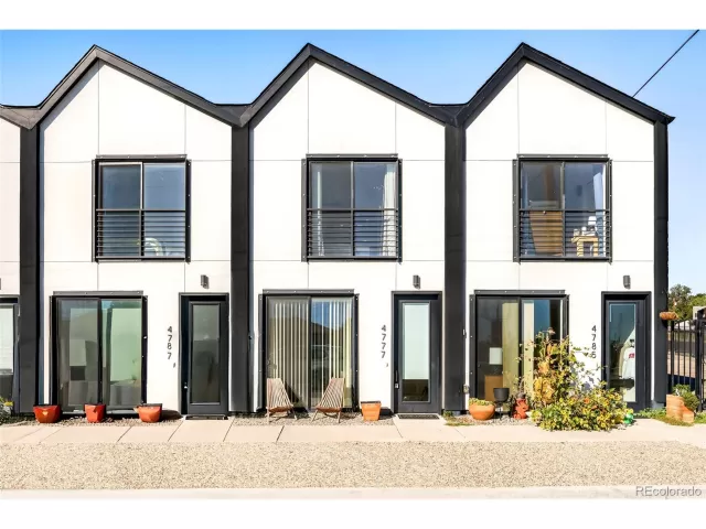 MLS: 4606311 Condo For Sale