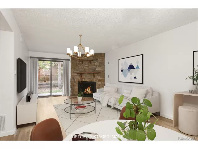 MLS: 4607248 Condo For Sale