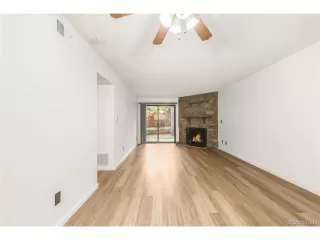 Photo #5: 4607248 Listing 