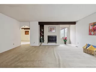 Photo #5: 4608153 Listing 