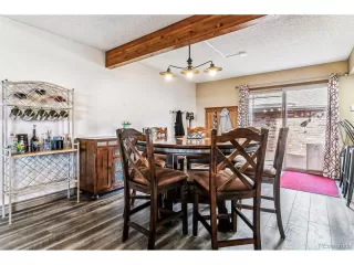 Photo #5: 4608327 Listing 