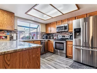 Photo #6: 4608327 Listing 