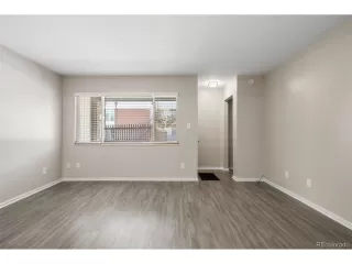 Photo #4: 4608788 Listing 