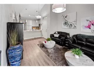 Photo #4: 4609037 Listing