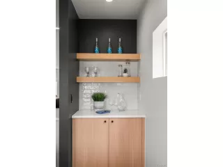 Photo #3: 4609535 Listing