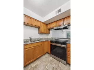 Photo #6: 4612385 Listing 