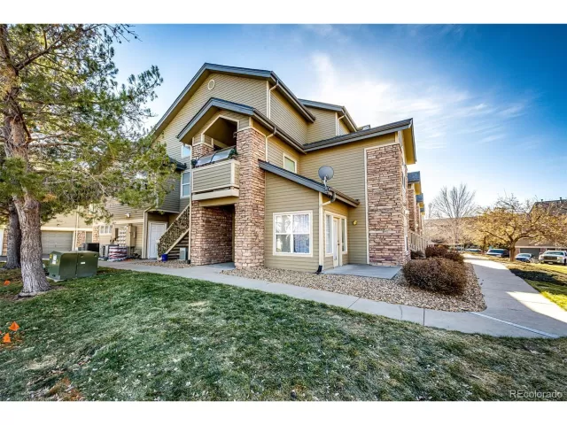 MLS: 4612393 Condo For Sale